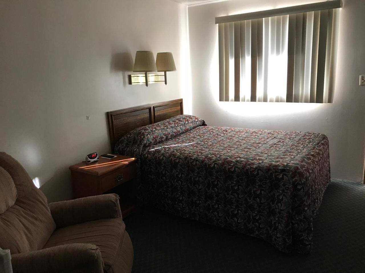 Motel Grand シャドロン エクステリア 写真