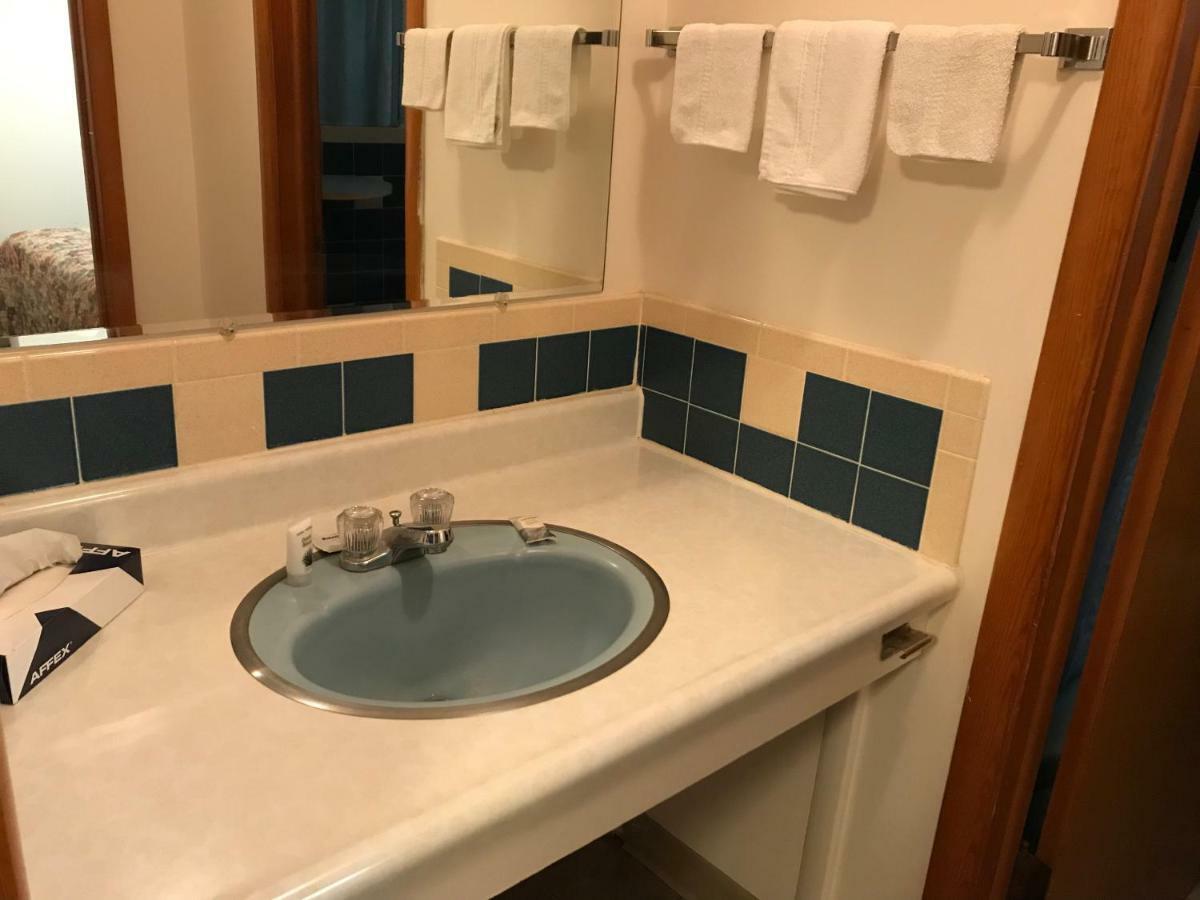 Motel Grand シャドロン エクステリア 写真