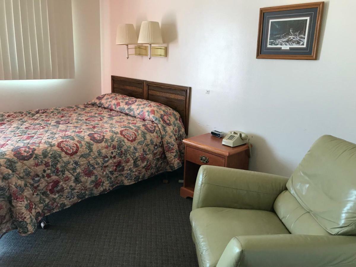 Motel Grand シャドロン エクステリア 写真