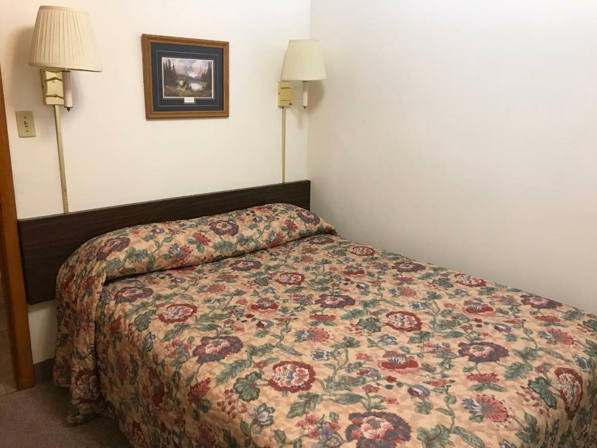 Motel Grand シャドロン エクステリア 写真